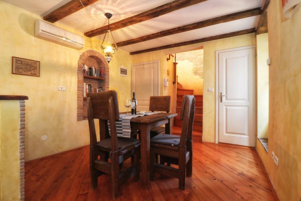Superb Townhouse Villa Montalbano Rovinj Exterior photo